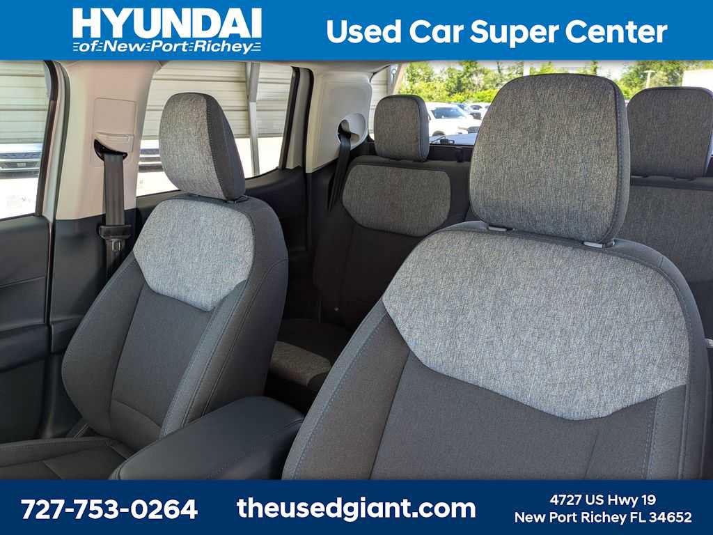Used 2025 Ford Maverick XLT w/ XLT Luxury Package AWD/4WD image 6