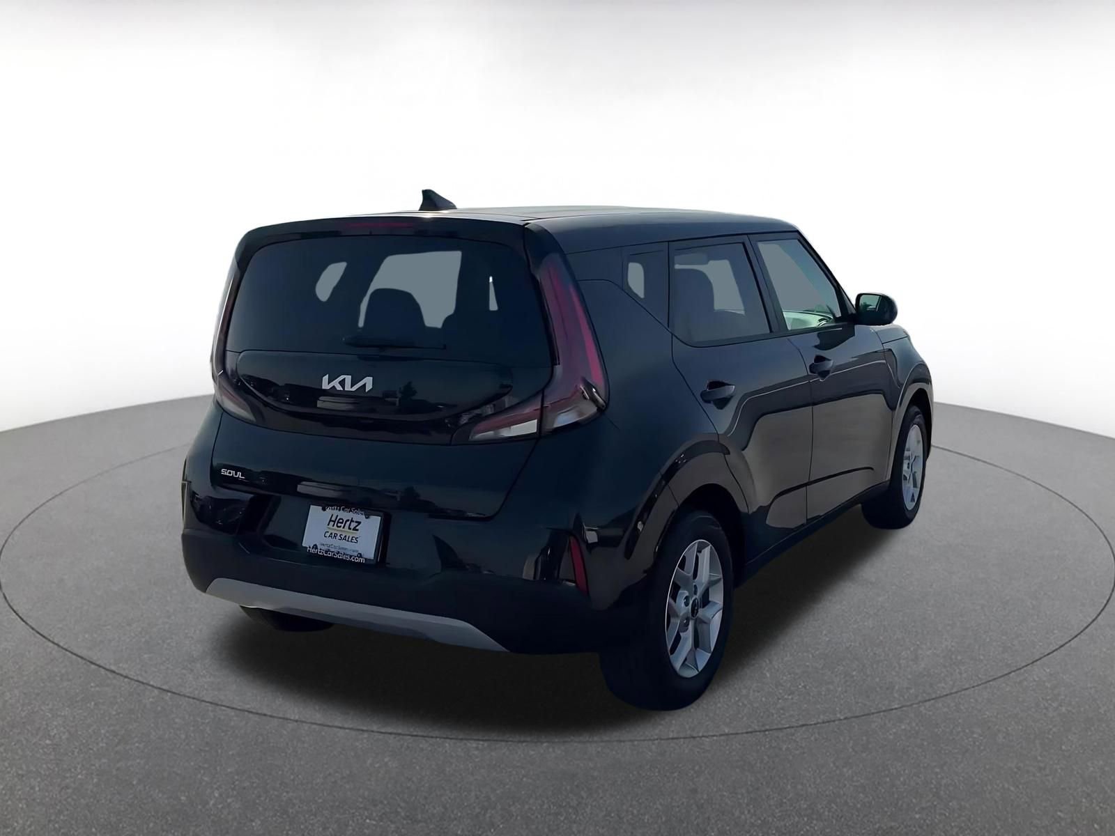 Used 2025 Kia Soul LX w/ LX Technology Package image 14