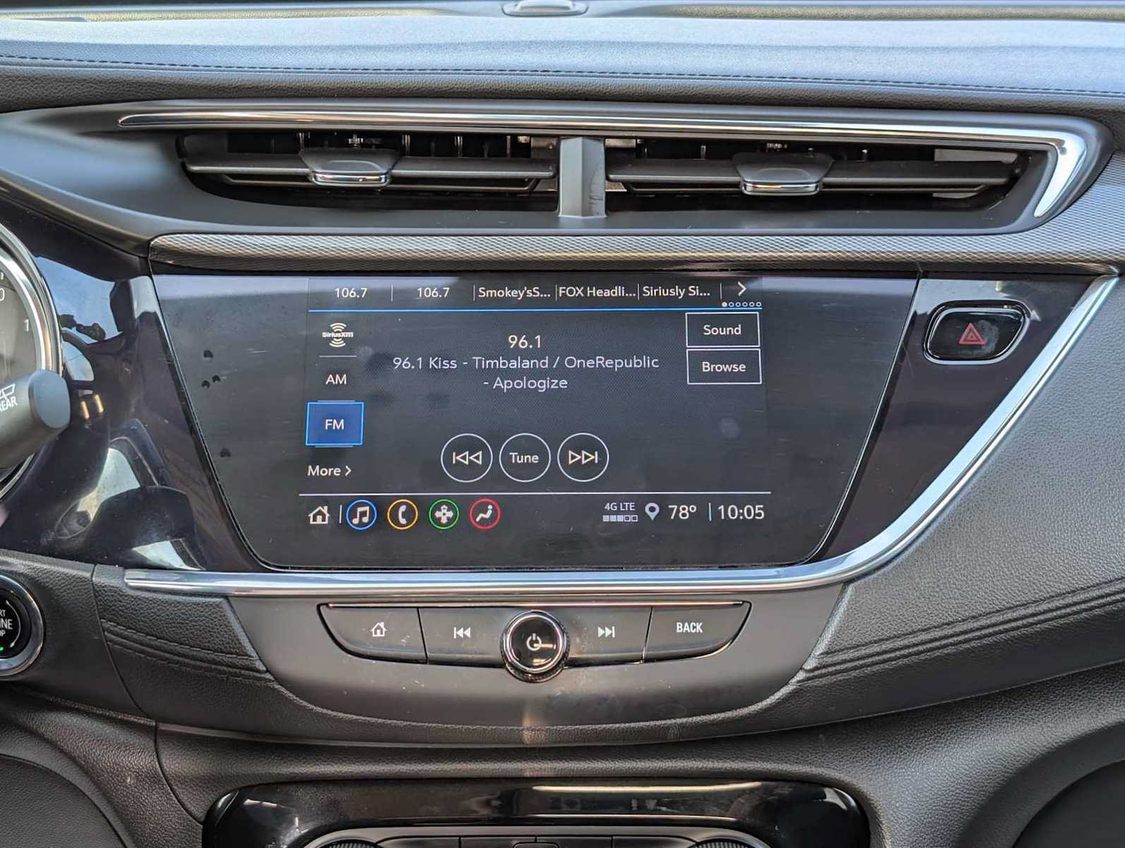 Certified 2023 Buick Encore GX Select w/ Sport Touring Package AWD/4WD image 18