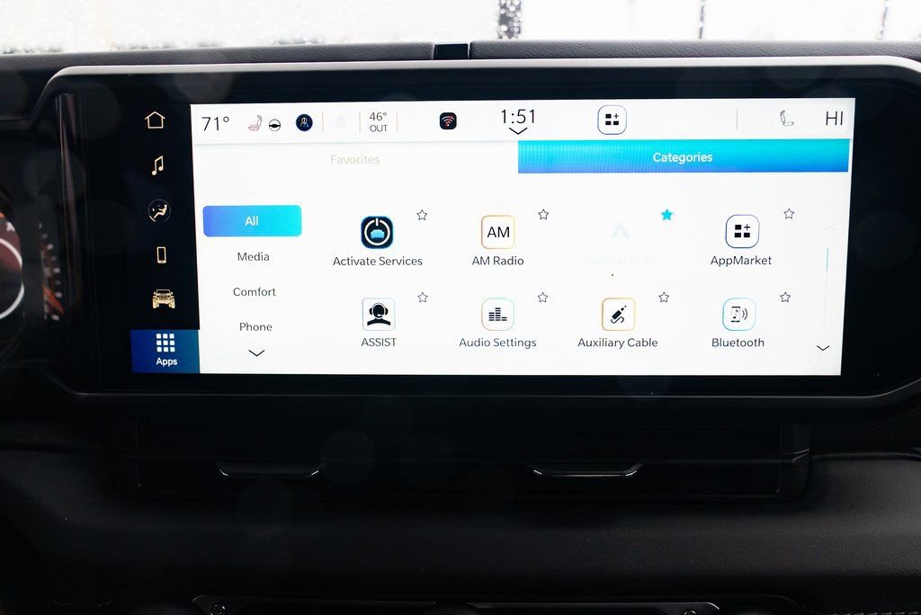 Used 2024 Jeep Gladiator Rubicon w/ Convenience Group image 16