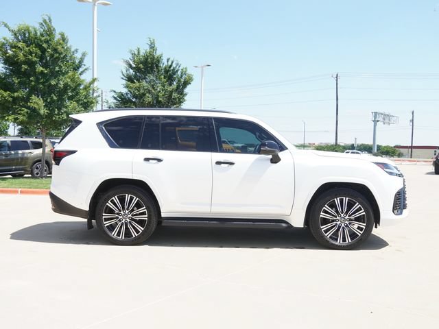 Used 2025 Lexus LX 700h Luxury w/ Appearance Package AWD/4WD image 11