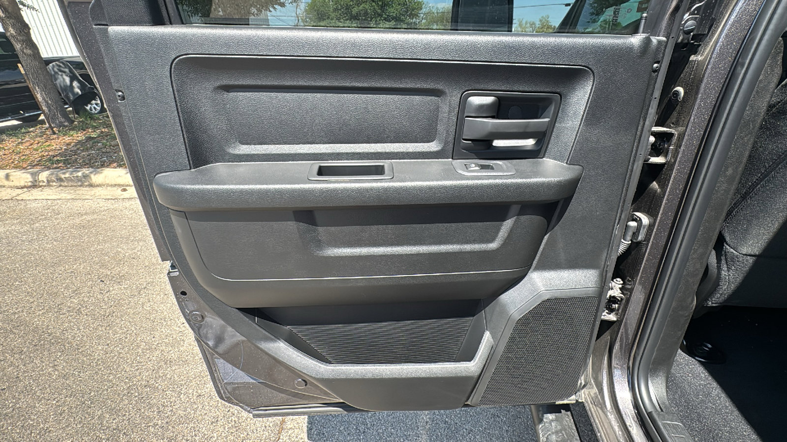 New 2026 RAM 3500 Tradesman AWD/4WD image 15