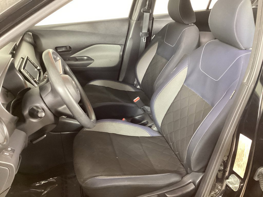 Used 2018 Nissan Kicks S FWD image 10