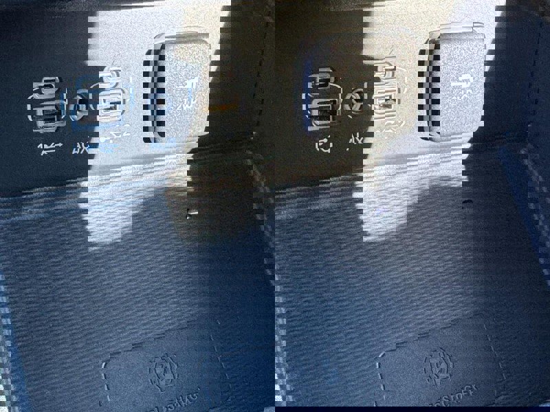 Used 2024 Jeep Grand Cherokee L Laredo AWD/4WD image 20