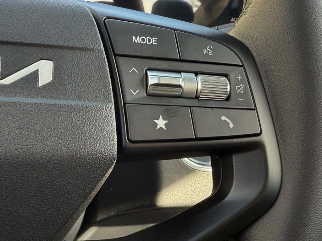 New 2025 Kia K4 GT-Line Turbo FWD image 11