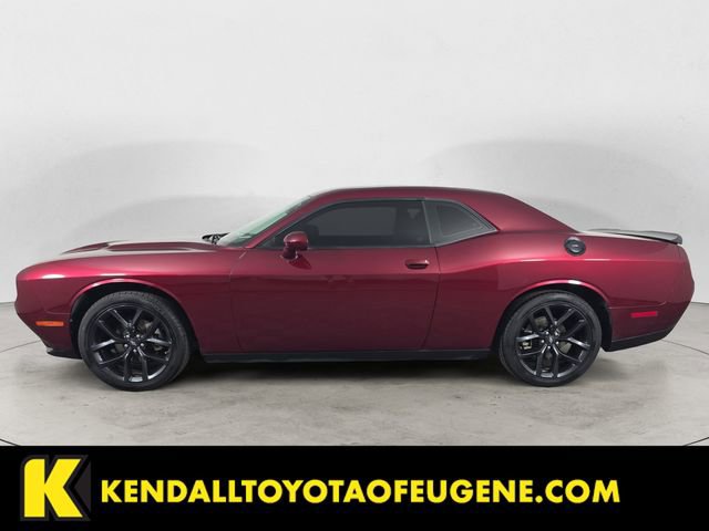 Used 2022 Dodge Challenger SXT w/ Blacktop Package image 2