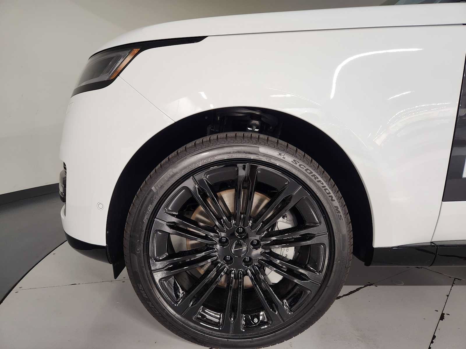 New 2026 Land Rover Range Rover SE AWD/4WD image 11