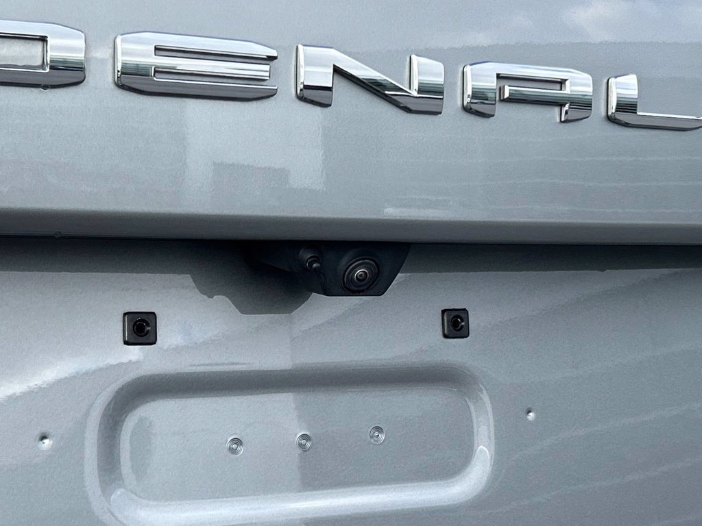 Used 2026 GMC Yukon Denali w/ Sun & Power Step Package AWD/4WD image 56