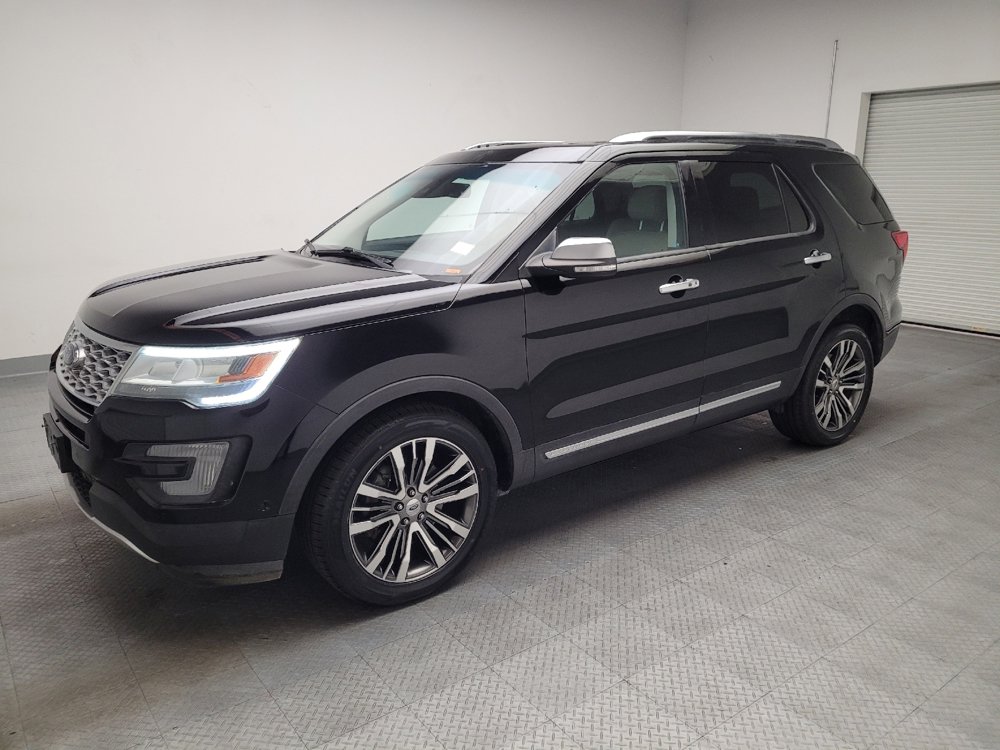 Used 2016 Ford Explorer Platinum AWD/4WD image 2