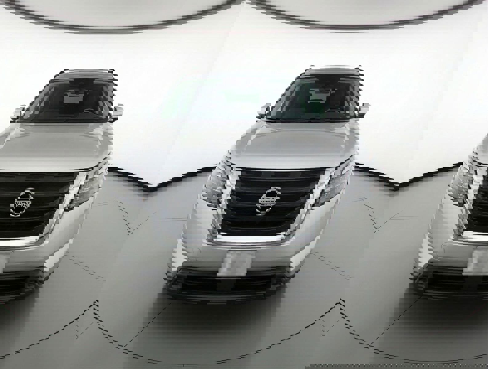 Used 2025 Nissan Pathfinder SV image 2