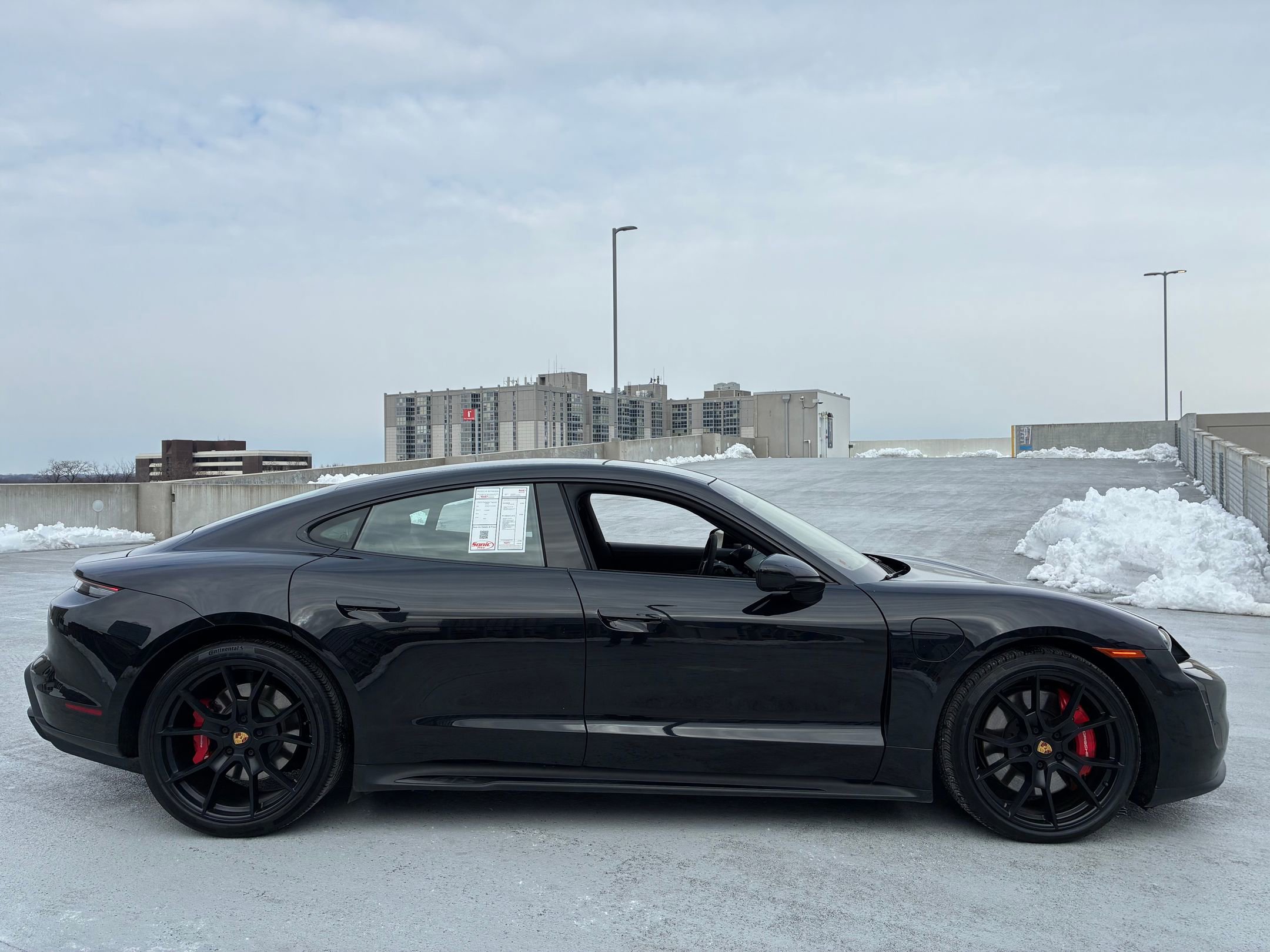 Certified 2023 Porsche Taycan GTS image 8