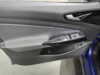 Used 2022 Volkswagen ID.4 Pro S RWD image 16