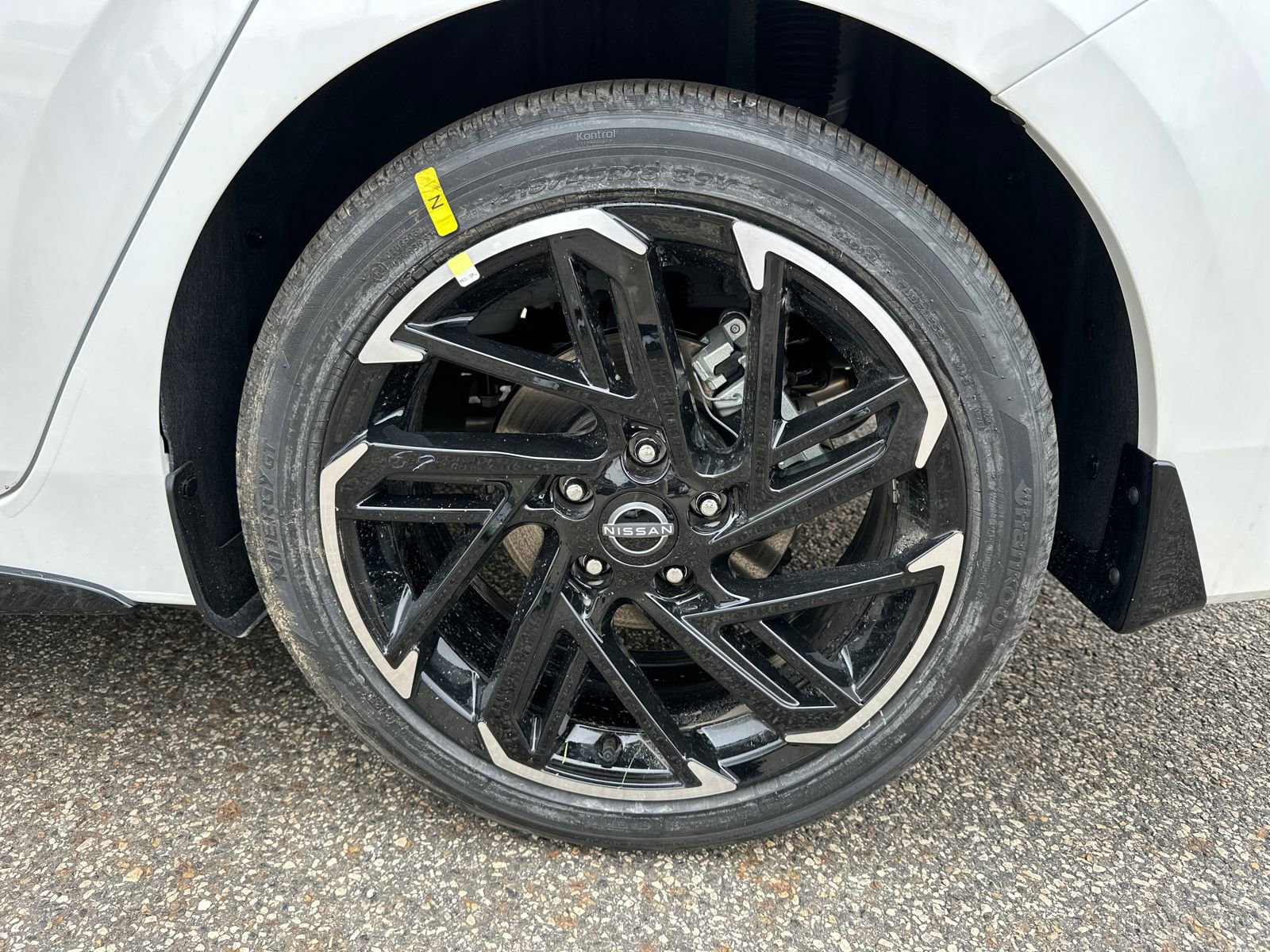 New 2026 Nissan Sentra SR w/ SR Premium Package image 20