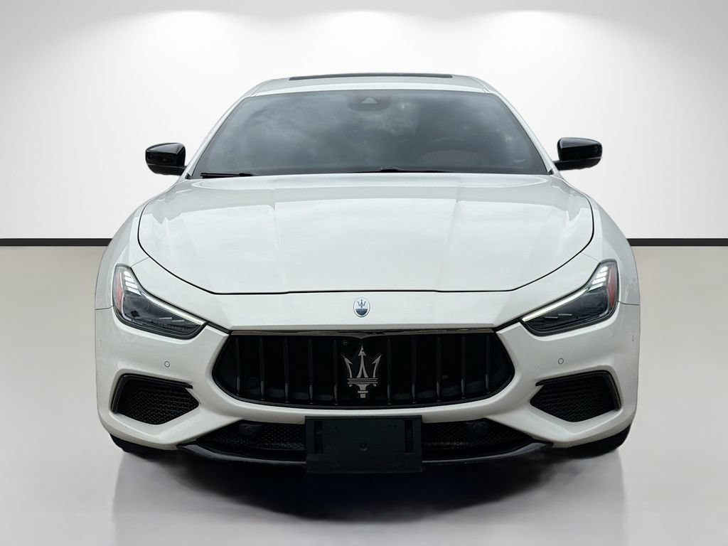 Used 2022 Maserati Ghibli Modena Q4 AWD/4WD image 8