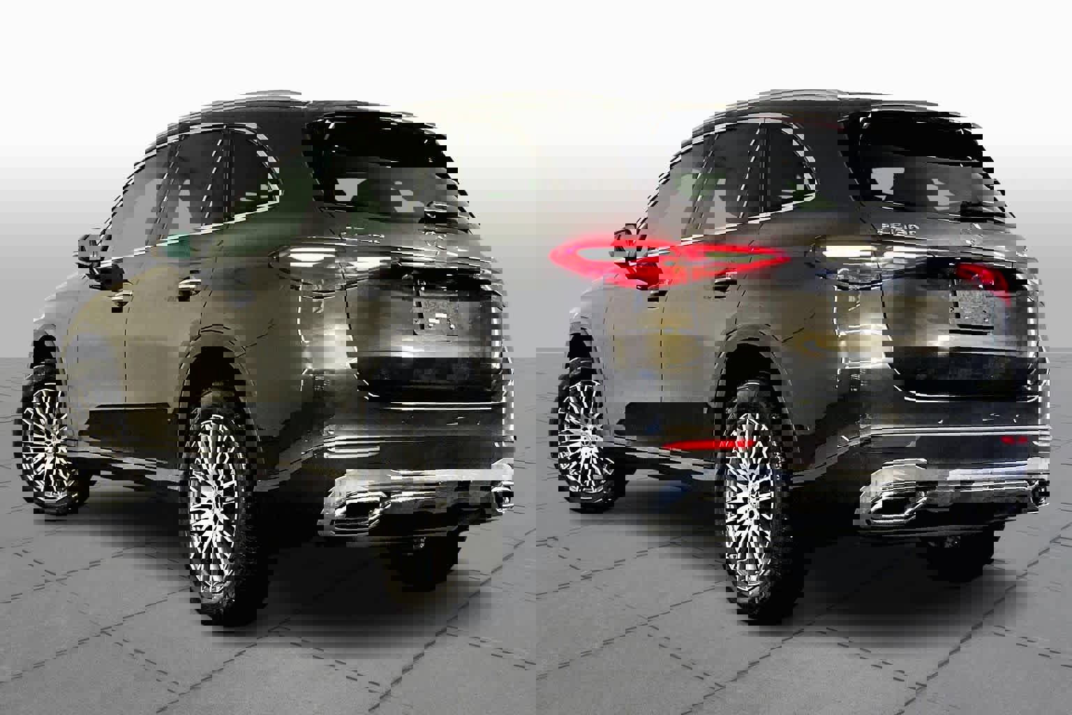 New 2026 Mercedes-Benz GLC 300 4MATIC image 3