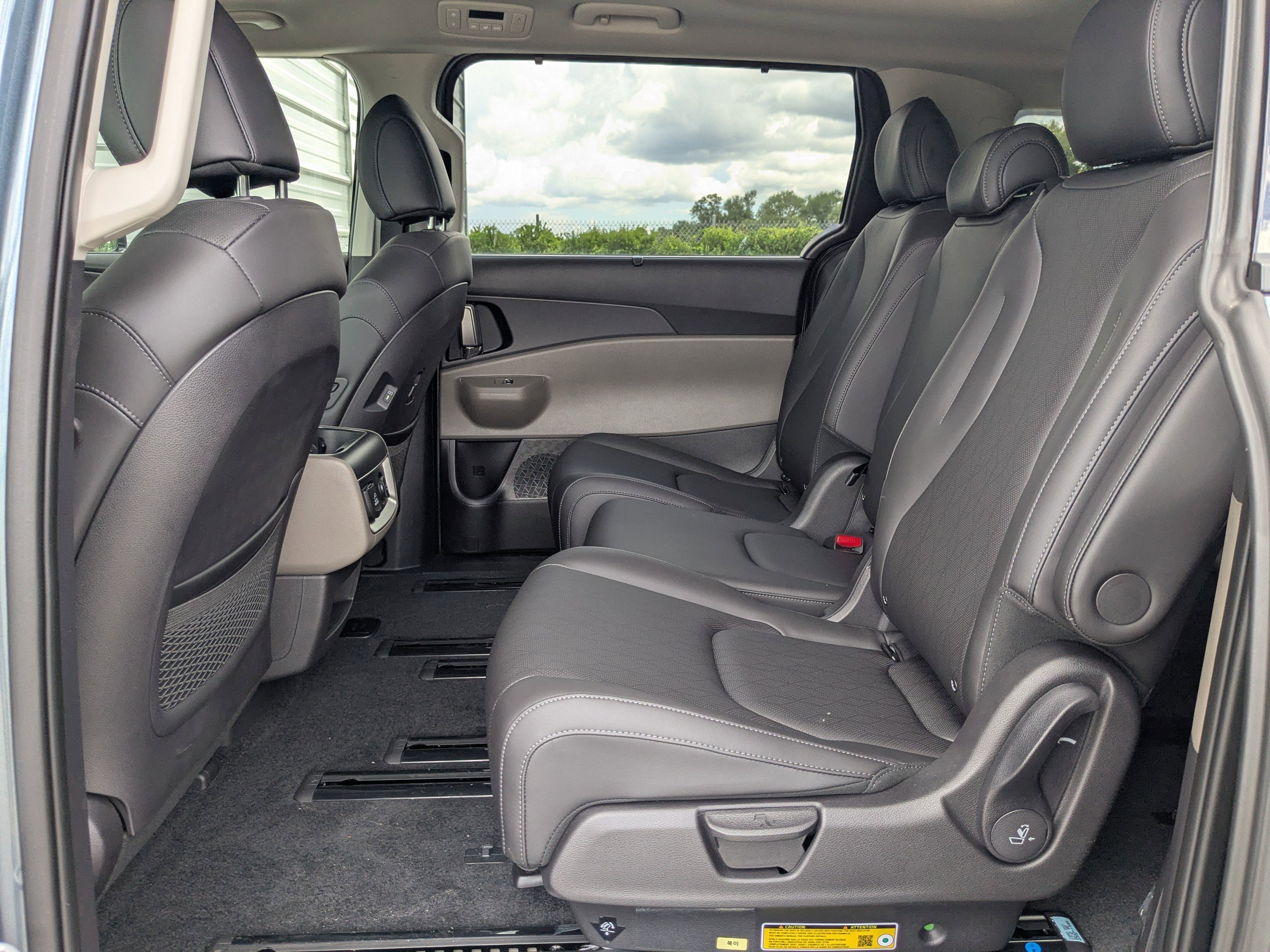 New 2026 Kia Carnival SX image 18
