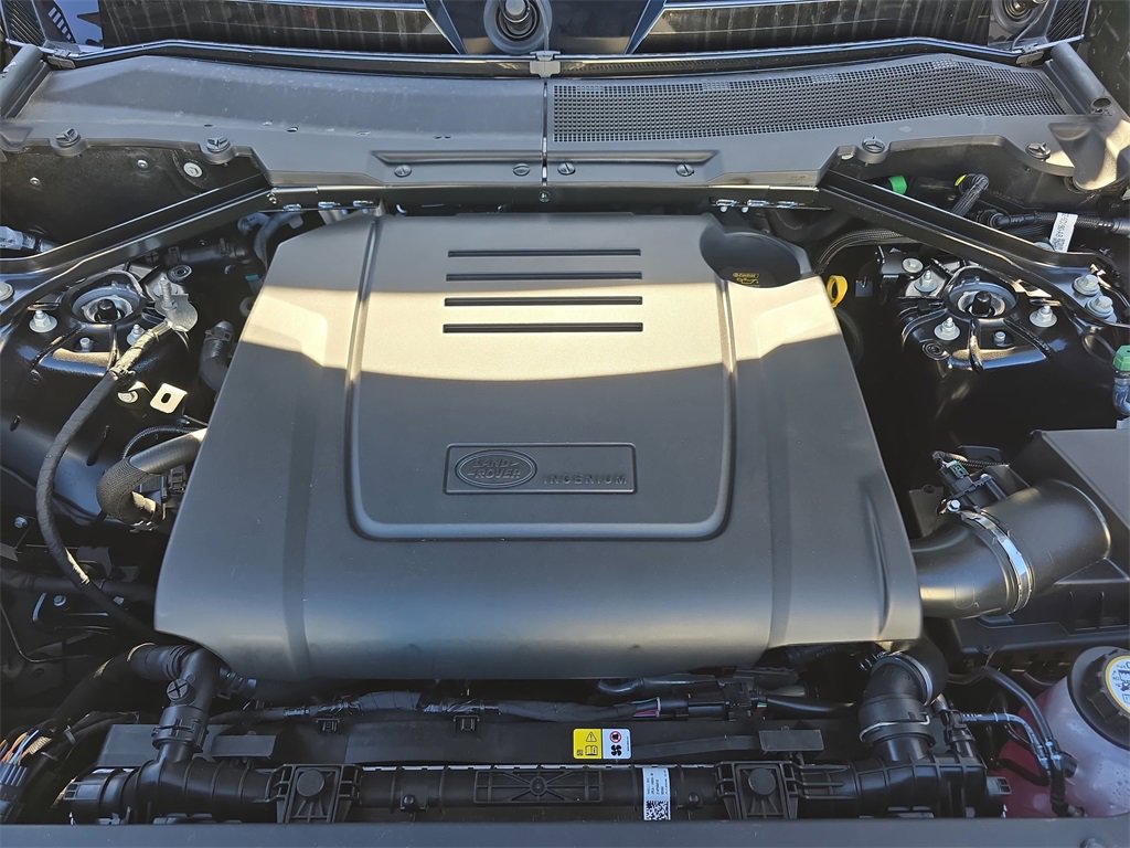 New 2026 Land Rover Defender 110 S image 31