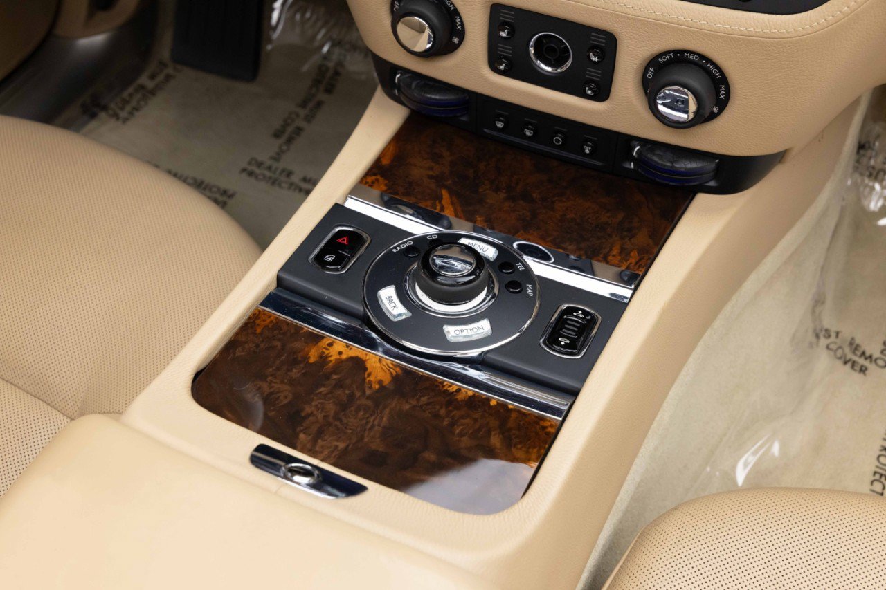 Used 2010 Rolls-Royce Ghost RWD image 20