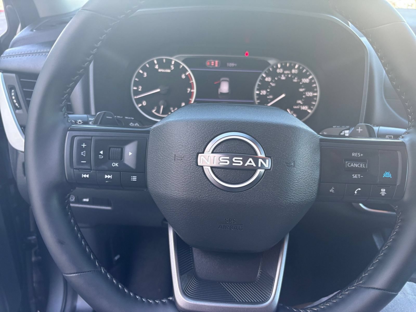 Used 2026 Nissan Rogue SV AWD/4WD image 30