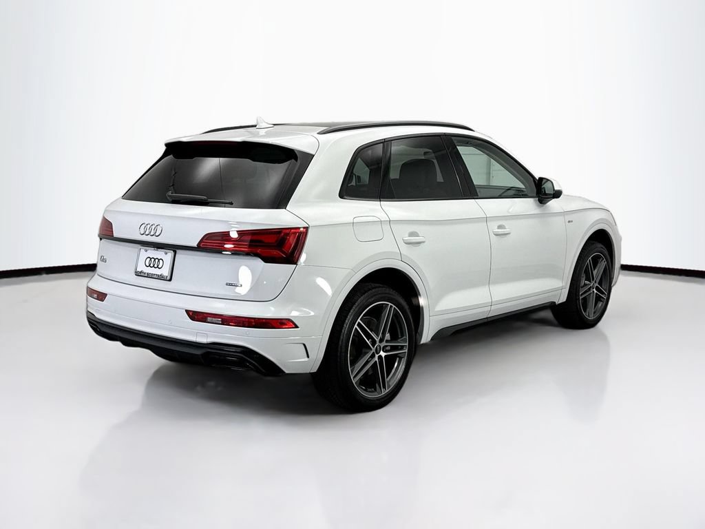 Used 2023 Audi Q5 e Premium Plus w/ Premium Plus Package AWD/4WD image 5