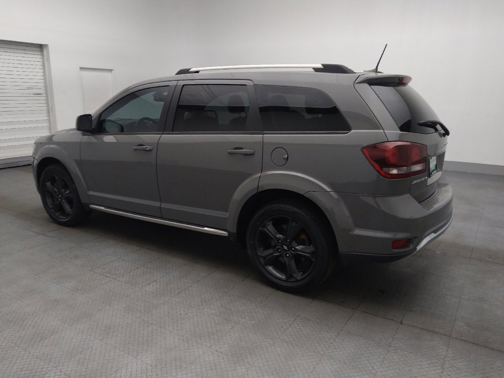 Used 2020 Dodge Journey Crossroad FWD image 3