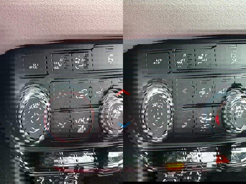 Used 2022 Dodge Durango R/T image 22