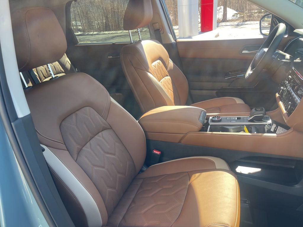 New 2026 Nissan Pathfinder Platinum w/ Cargo Package image 19