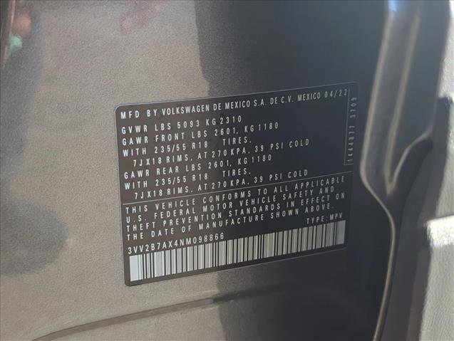 Used 2022 Volkswagen Tiguan SE image 27