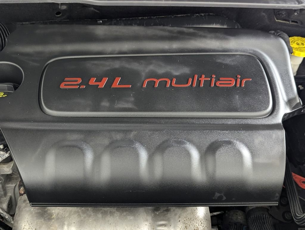 Used 2022 Jeep Compass Latitude FWD image 12