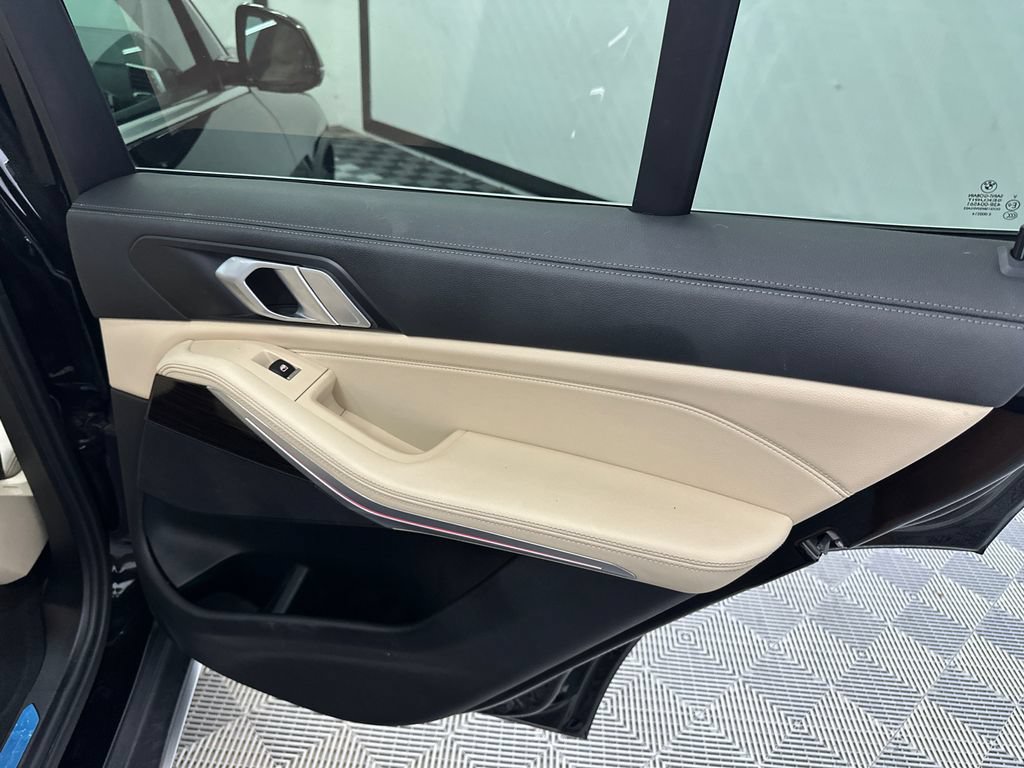Used 2020 BMW X5 sDrive40i w/ Premium Package RWD image 18