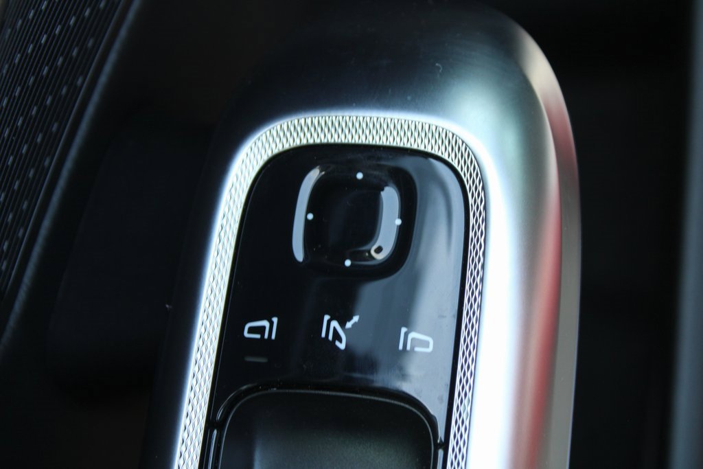 Certified 2025 Mercedes-Benz E 350 4MATIC Sedan image 19