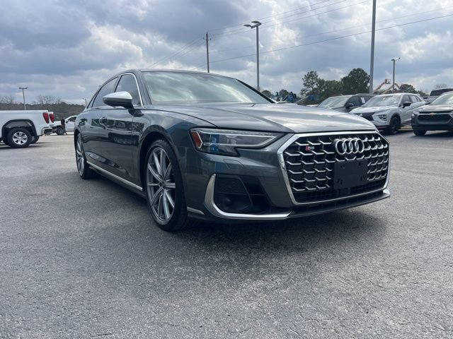 Used 2024 Audi S8 image 5