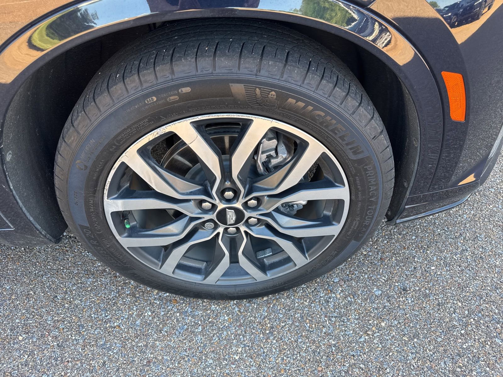 Used 2021 Cadillac XT6 Sport w/ LPO, Floor Liner Package AWD/4WD image 10