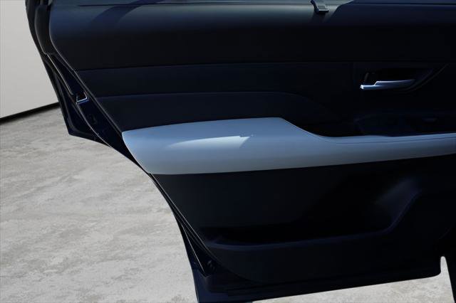 Certified 2024 Toyota Grand Highlander AWD image 20