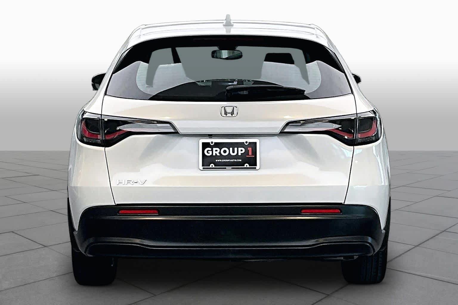 Used 2024 Honda HR-V LX image 5