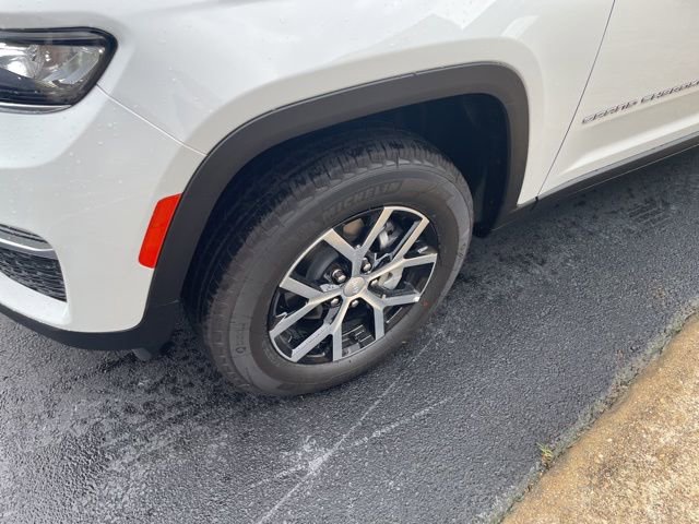 New 2025 Jeep Grand Cherokee Limited image 4