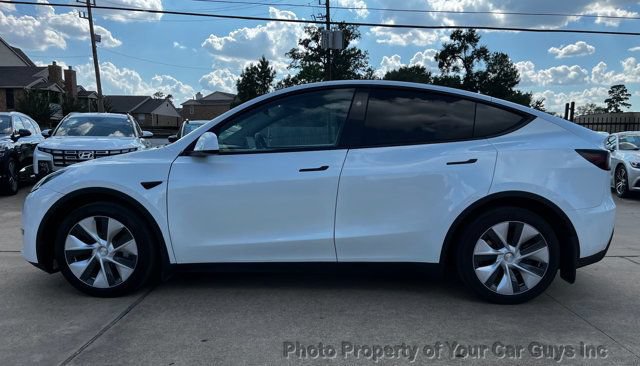 Used 2024 Tesla Model Y Long Range AWD/4WD image 11