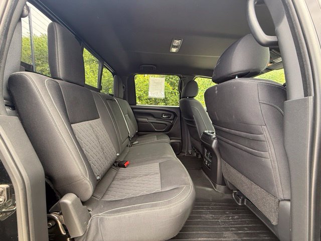 Used 2019 Nissan Titan SV w/ SV Convenience Package AWD/4WD image 32