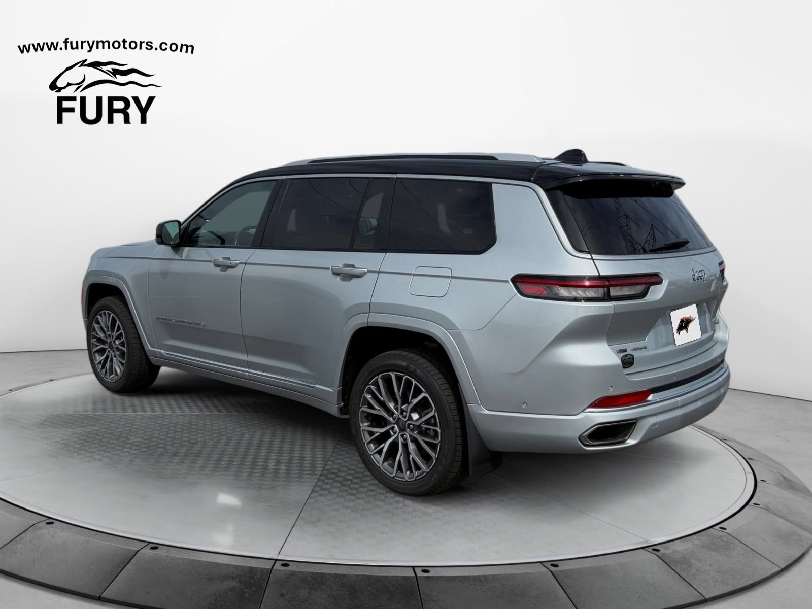 Used 2021 Jeep Grand Cherokee L Summit AWD/4WD image 6