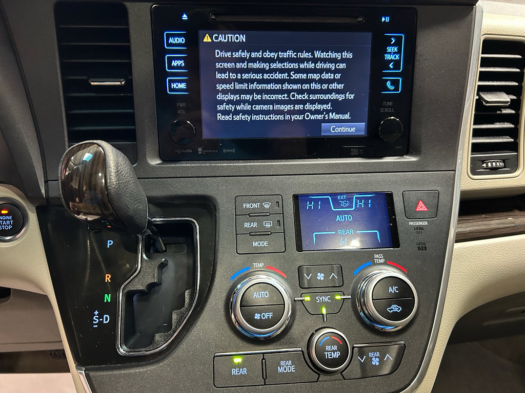 Used 2017 Toyota Sienna XLE w/ XLE Navigation Package FWD image 18