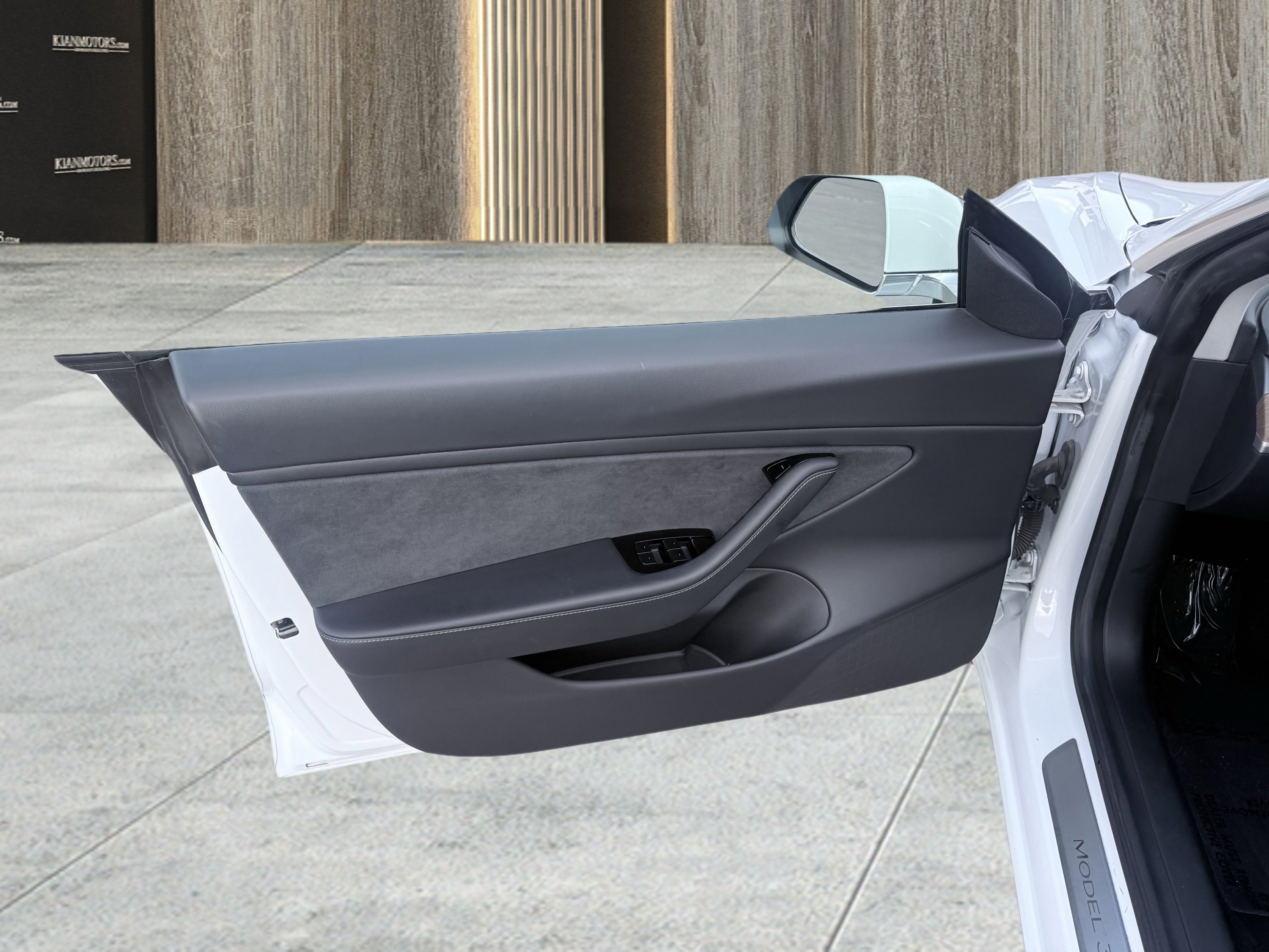 Used 2020 Tesla Model 3 Long Range image 23