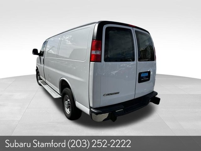 Used 2025 Chevrolet Express 2500 w/ Driver Convenience Package RWD image 4