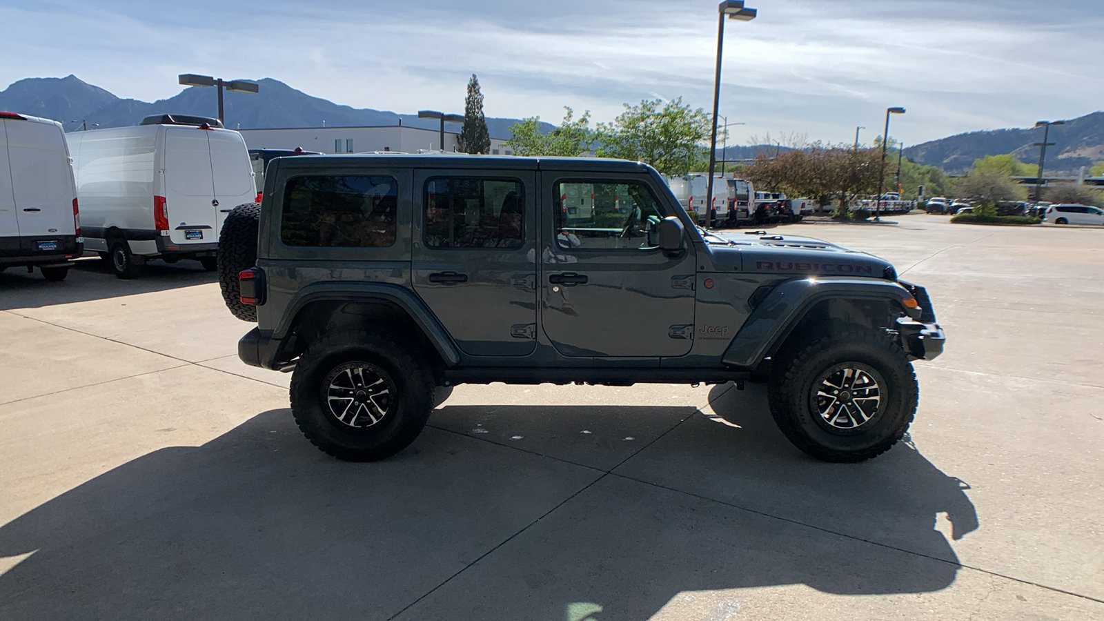 Used 2025 Jeep Wrangler Unlimited Rubicon image 6