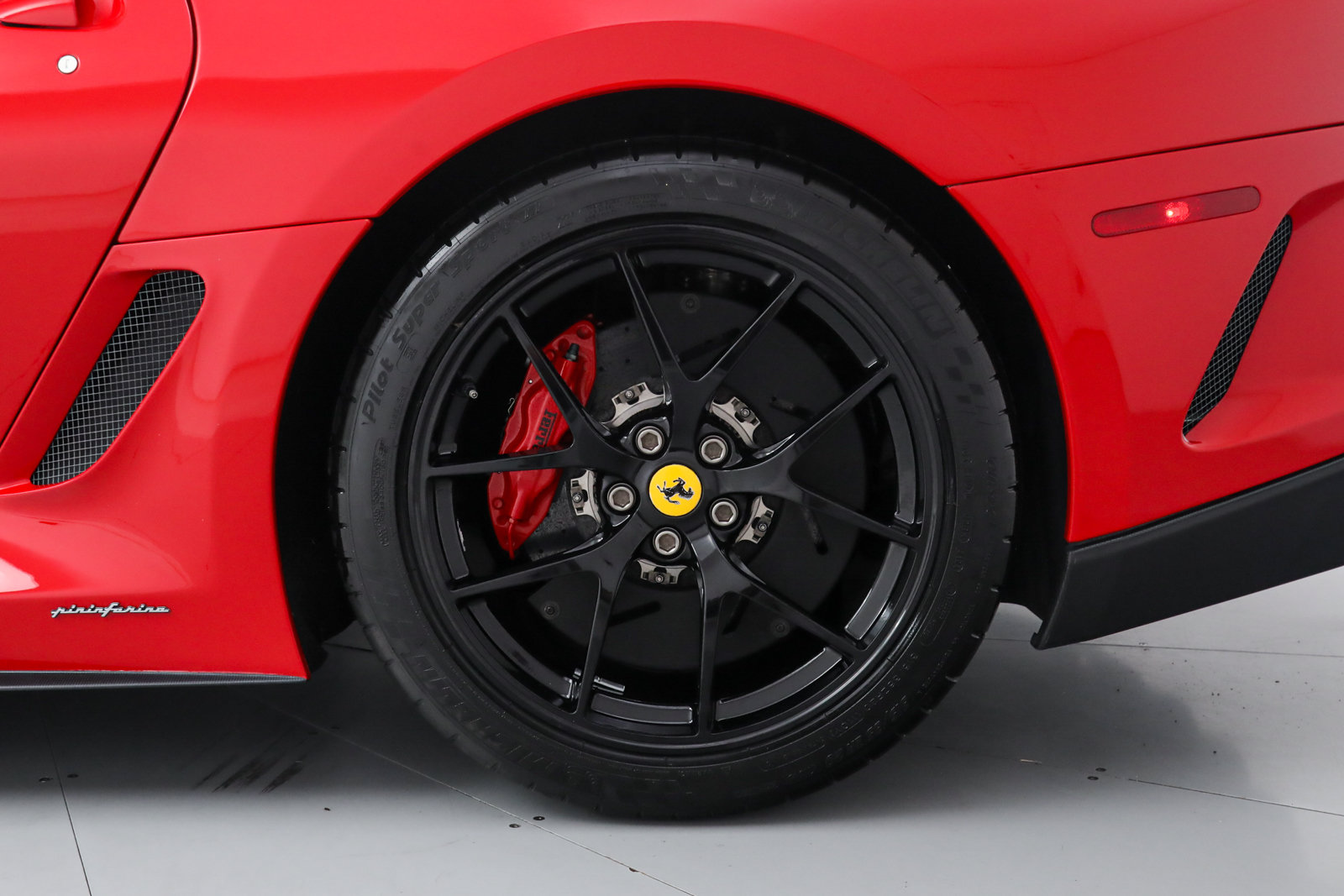 Used 2011 Ferrari 599 GTO RWD image 22