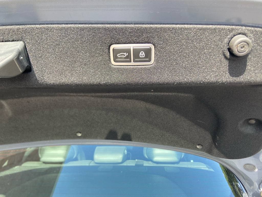 Used 2024 Hyundai Ioniq 6 Limited RWD image 31