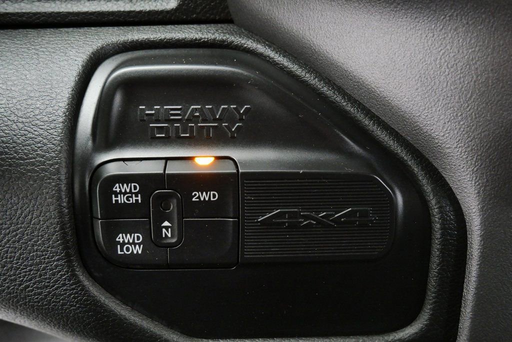 Used 2021 RAM 3500 Big Horn image 28