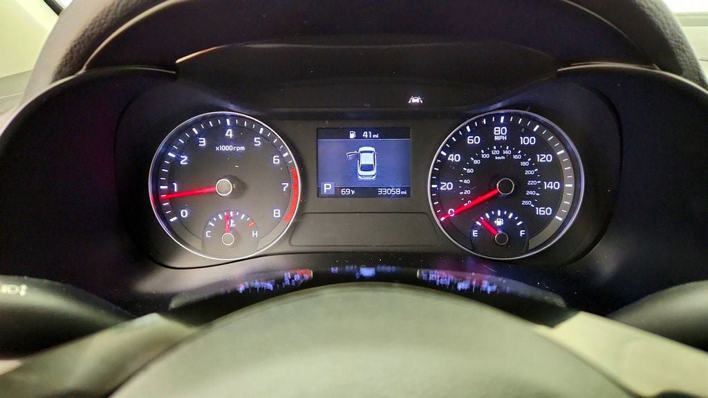 Used 2019 Kia Forte LXS FWD image 32