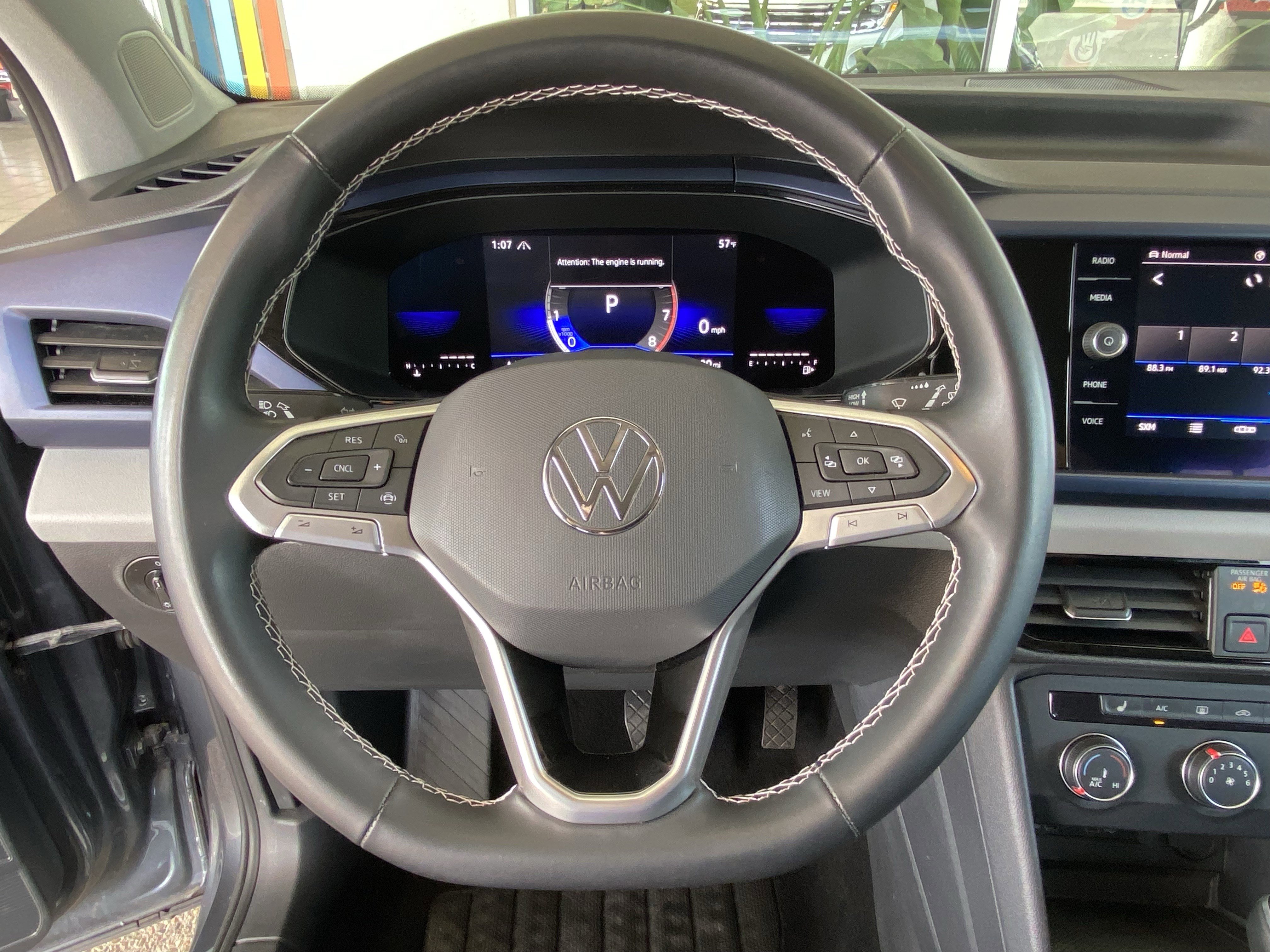 Certified 2022 Volkswagen Taos SE image 21