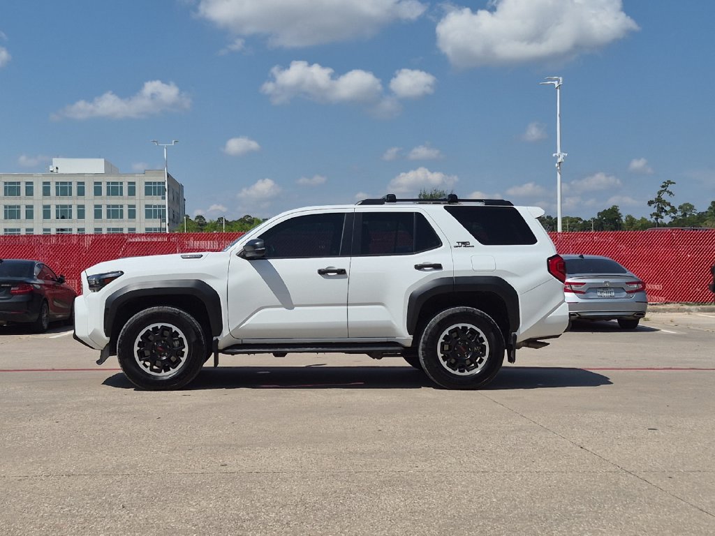 Used 2025 Toyota 4Runner TRD Off-Road AWD/4WD image 3