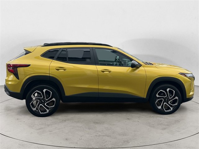 Used 2024 Chevrolet Trax RS w/ Driver Confidence Package image 6